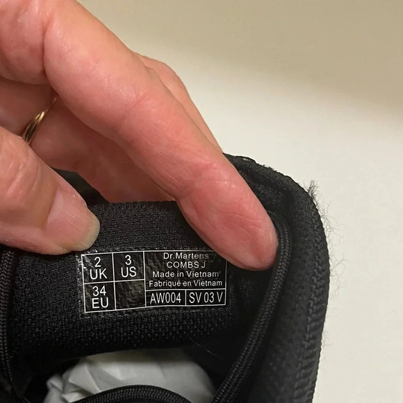 DR MARTENS JUNIOR COMBS EXTRA TOUGH POLY CASUAL BOOTS back to school - Picture 8 of 10